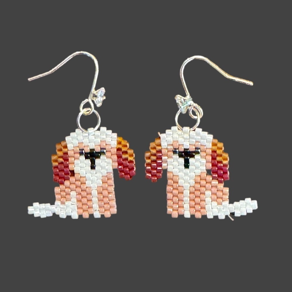 Beaded Shi Tzu dog earrings caricature handmade handwoven lightweight - Picture 3 of 4